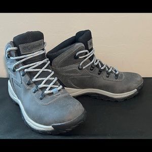 Woman’s Columbia Newton Ridge
Waterproof Hiking Boots. Worn Once.